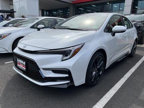 2026 Toyota Corolla Hybrid SE