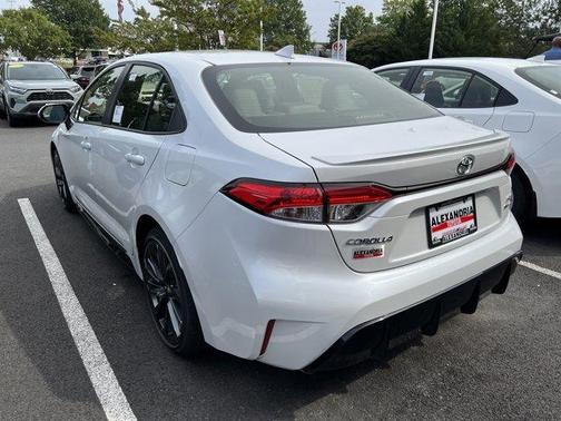 2026 Toyota Corolla Hybrid SE
