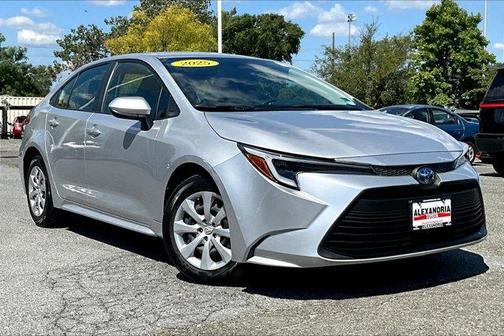 2025 Toyota Corolla Hybrid LE