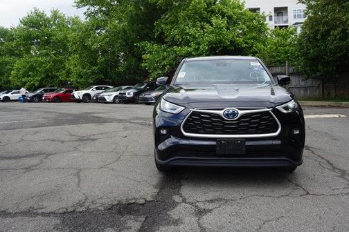 2023 Toyota Highlander Hybrid LE