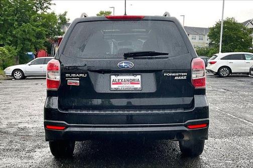 Crystal Black Silica 2014 Subaru Forester 2.5i Premium