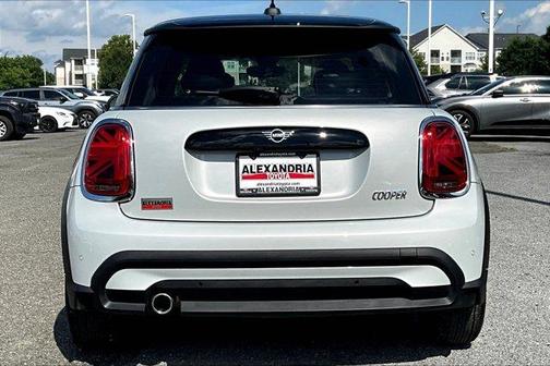 2023 MINI Hardtop Cooper