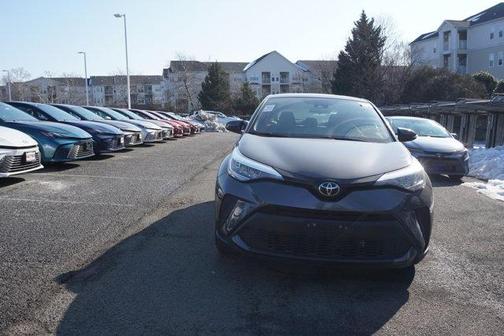 2022 Toyota C-HR XLE