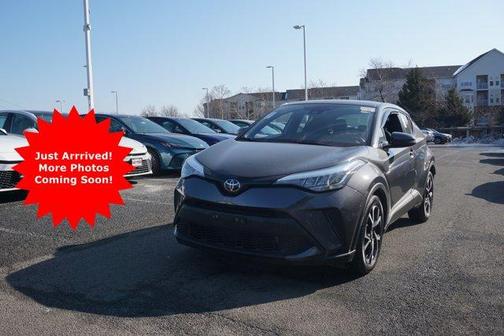 2022 Toyota C-HR XLE