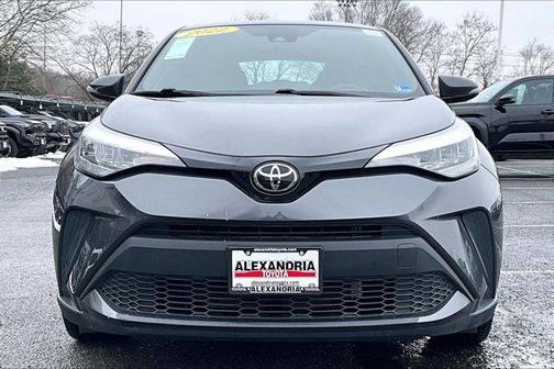 2022 Toyota C-HR XLE