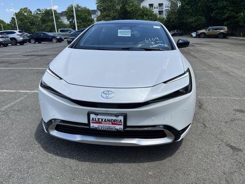 Wind Chill Pearl 2026 Toyota Prius Plug-In Hybrid XSE