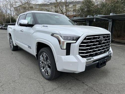2025 Toyota Tundra Hybrid Capstone