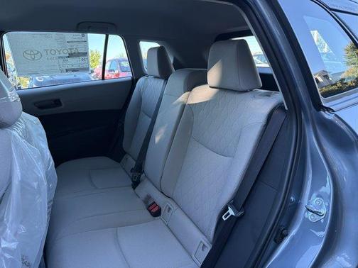 CELESTITE 2026 Toyota Corolla Cross L