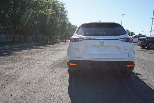 Snowflake White Pearl 2023 Mazda CX-9 Touring Plus