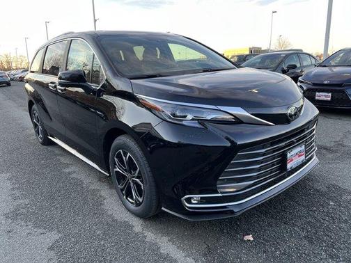 2026 Toyota Sienna 