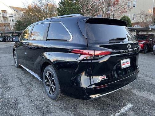 2026 Toyota Sienna 