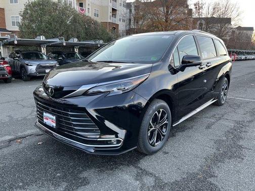2026 Toyota Sienna 