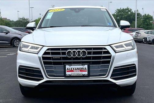 Ibis White 2019 Audi Q5 2.0T Premium Plus