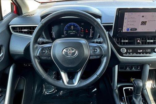 2023 Toyota Corolla Cross XLE