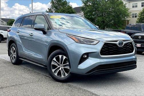 2022 Toyota Highlander Hybrid 