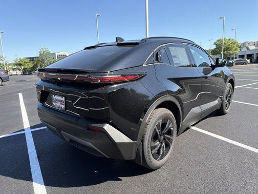 Midnight Black Metallic 2026 Toyota C-HR SE
