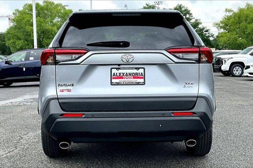2025 Toyota RAV4 Hybrid XLE Premium