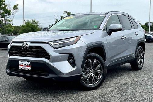 2025 Toyota RAV4 Hybrid XLE Premium