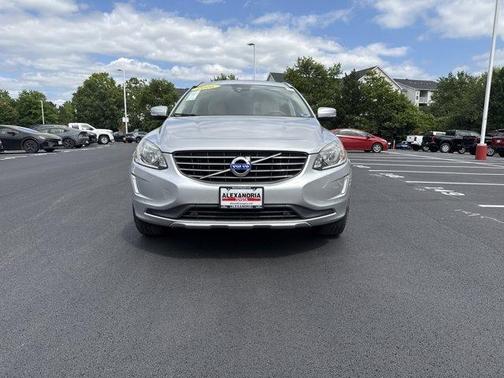 2016 Volvo XC60 T6 Drive-E