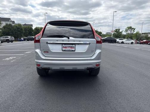 2016 Volvo XC60 T6 Drive-E