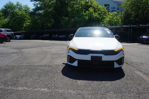 Snow White Pearl 2025 Kia K5 GT-Line