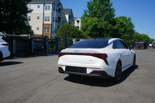 Snow White Pearl 2025 Kia K5 GT-Line