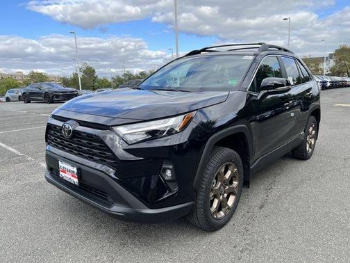 2025 Toyota RAV4 Hybrid Woodland Edition