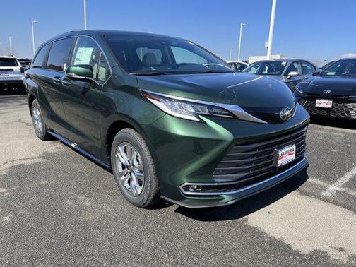 2026 Toyota Sienna Limited