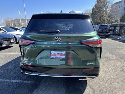 2026 Toyota Sienna Limited