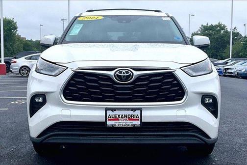 2021 Toyota Highlander LE