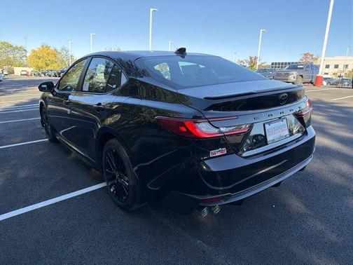 Midnight Black Metallic 2026 Toyota Camry SE