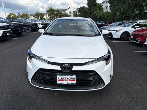 Ice 2026 Toyota Corolla LE