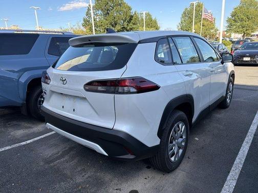 Wind Chill Pearl 2026 Toyota Corolla Cross L