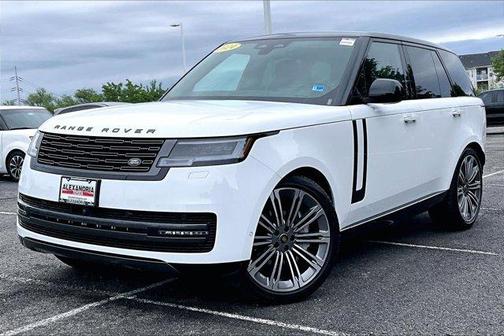 Fuji White 2024 Land Rover Range Rover P530 SE