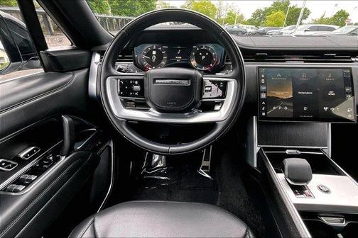 Fuji White 2024 Land Rover Range Rover P530 SE