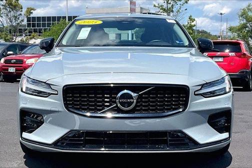 2025 Volvo S60 B5 Plus
