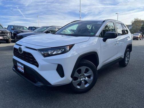 2020 Toyota RAV4 LE