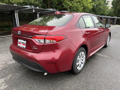 2025 Toyota Corolla Hybrid LE
