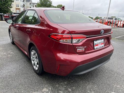 2025 Toyota Corolla Hybrid LE