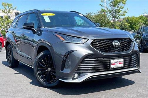 2023 Toyota Highlander XSE