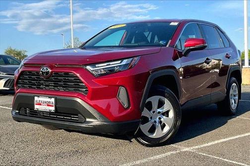 2023 Toyota RAV4 LE