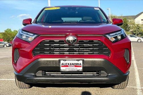 2023 Toyota RAV4 LE