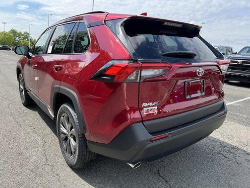 2025 Toyota RAV4 Hybrid XLE Premium