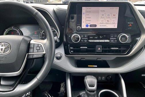 2023 Toyota Highlander Hybrid XLE