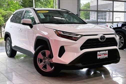 2022 Toyota RAV4 XLE