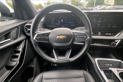 Summit White 2025 Chevrolet Equinox LT