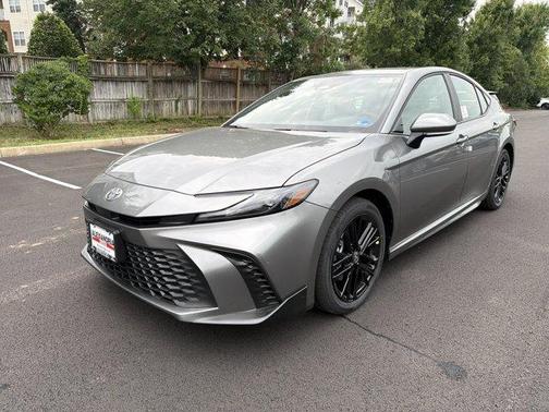 Metal 2026 Toyota Camry SE