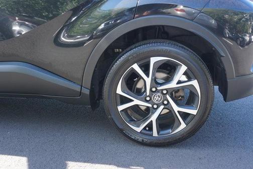 2018 Toyota C-HR XLE Premium