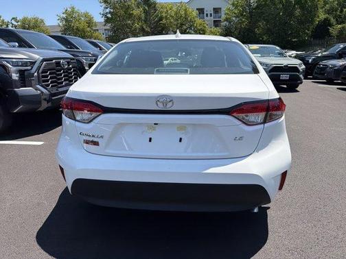 Ice 2026 Toyota Corolla LE