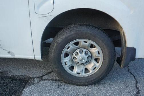 2018 Nissan NV Cargo NV2500 HD SV V6/SV V8